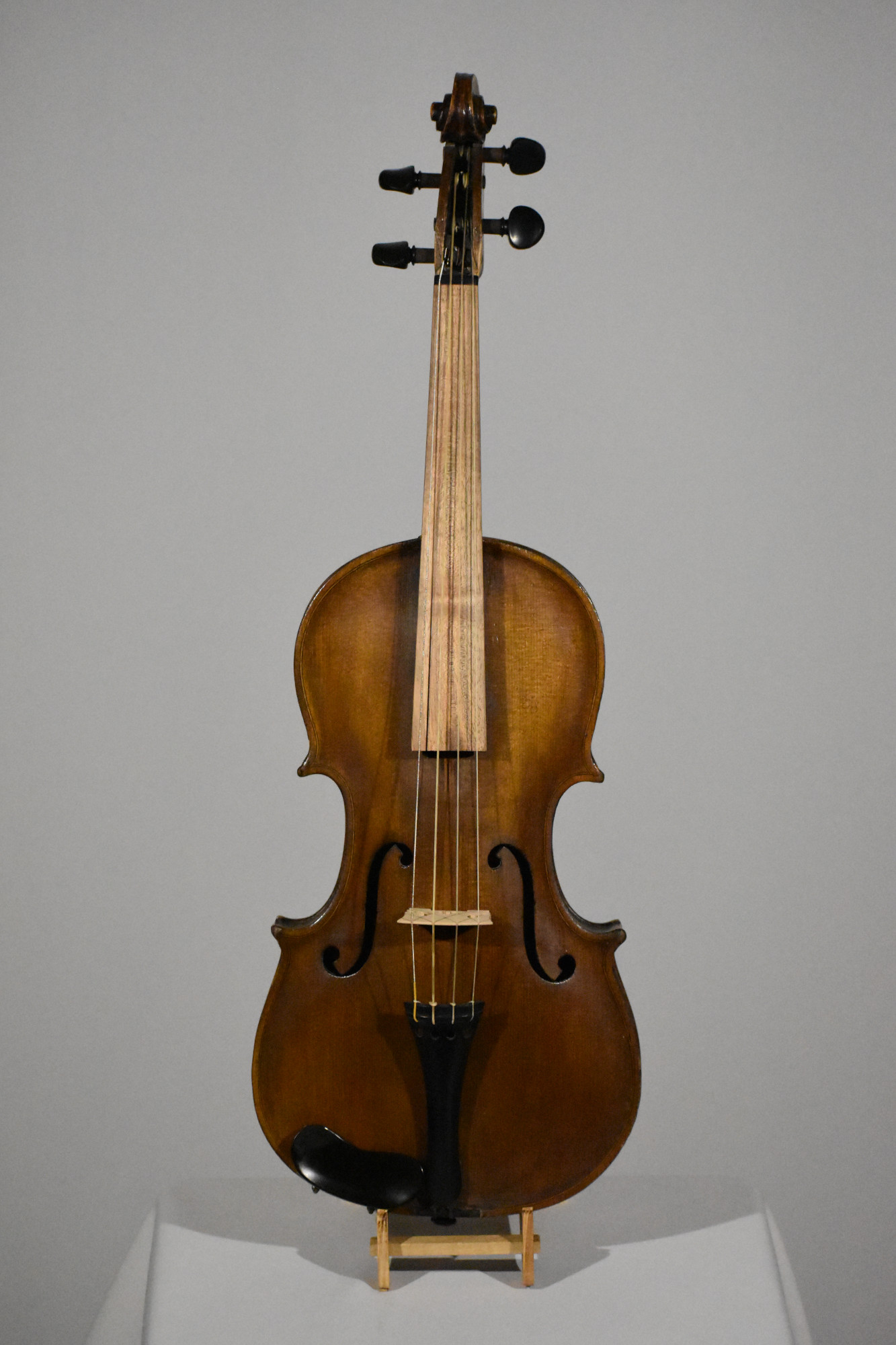 Violon_Baroque_1_sm.JPG