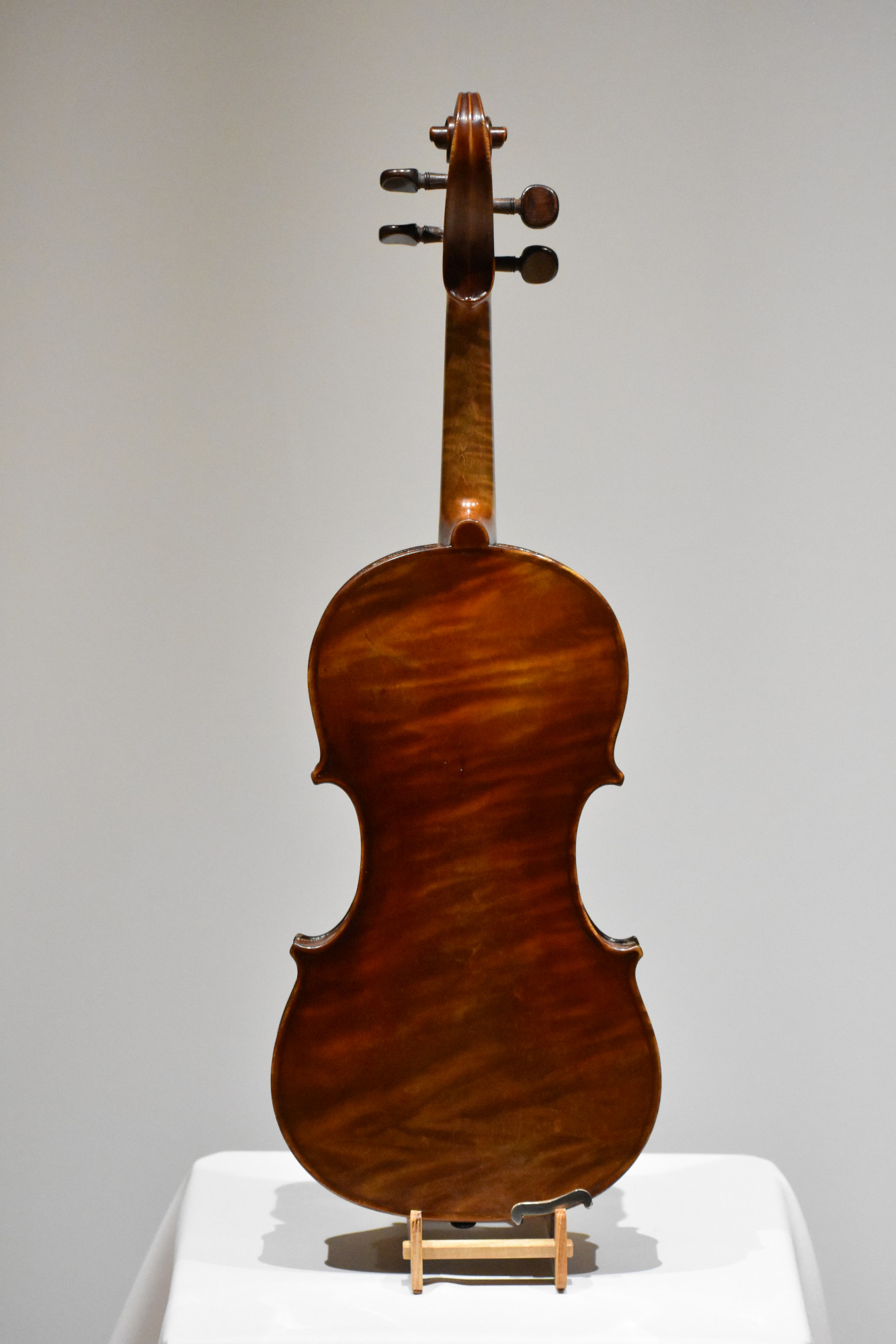 Violon_d__39_apres_Pressendas_2_sm.JPG